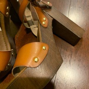 High heel leather sandal shoe, new